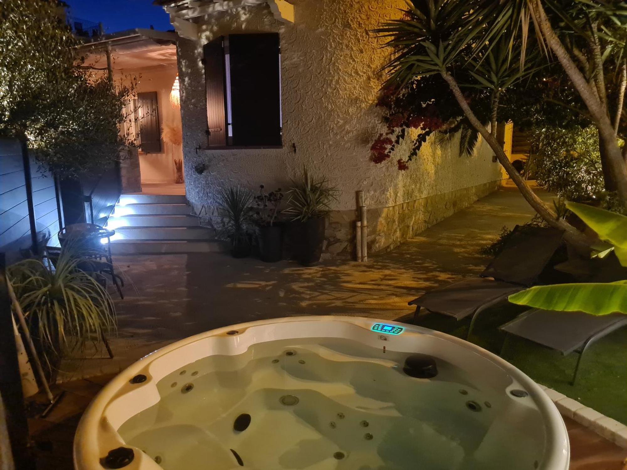 L'Oursinade - Jolie Maison Avec Jacuzzi Et Jardin Bandol Exterior photo